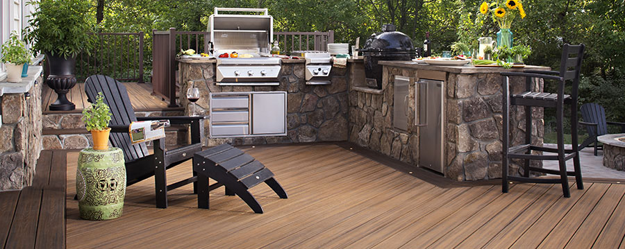 Make Your Deck
Reflect Your Dining Style